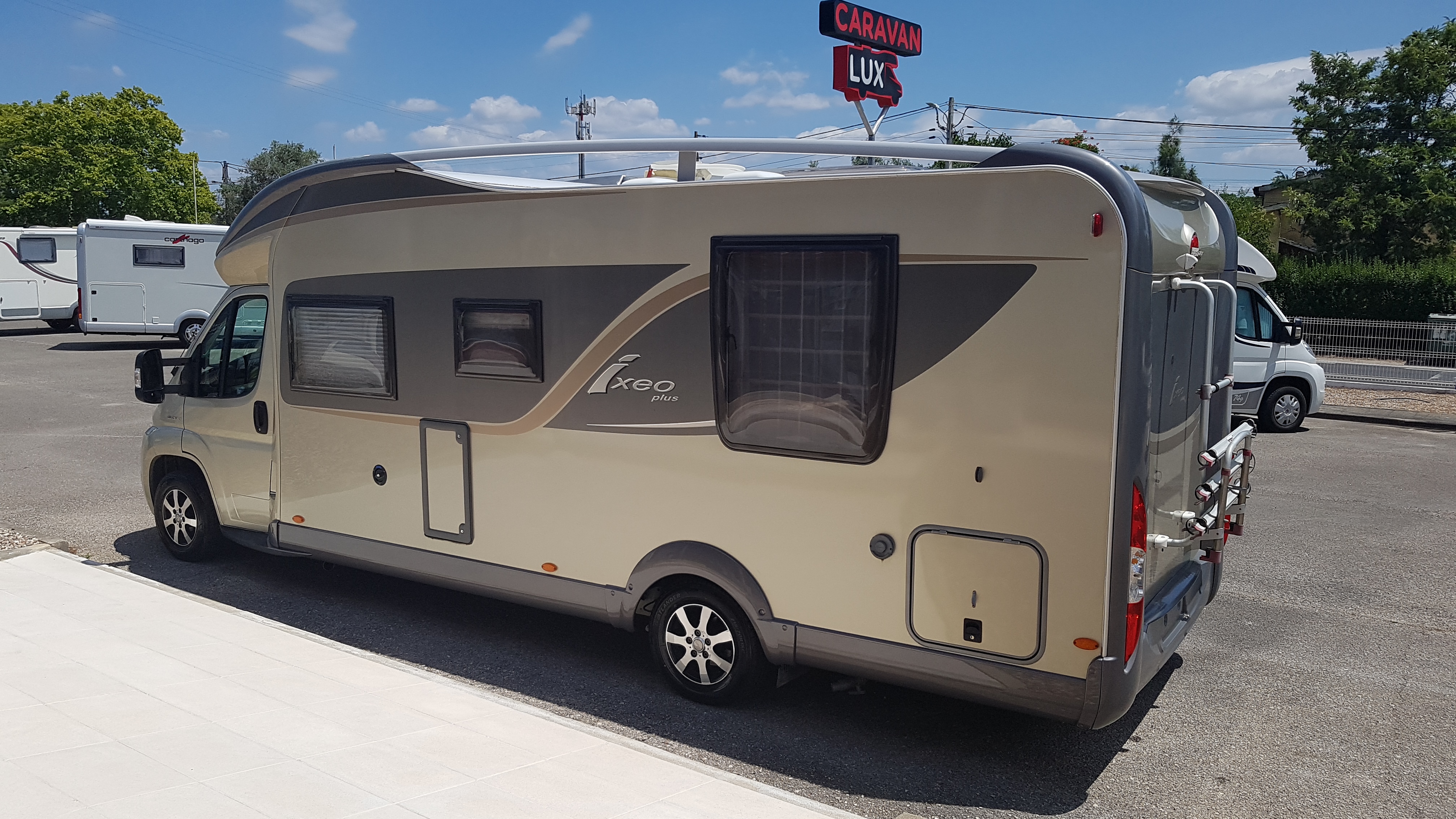 BURSTNER IXEO PLUS IT 724