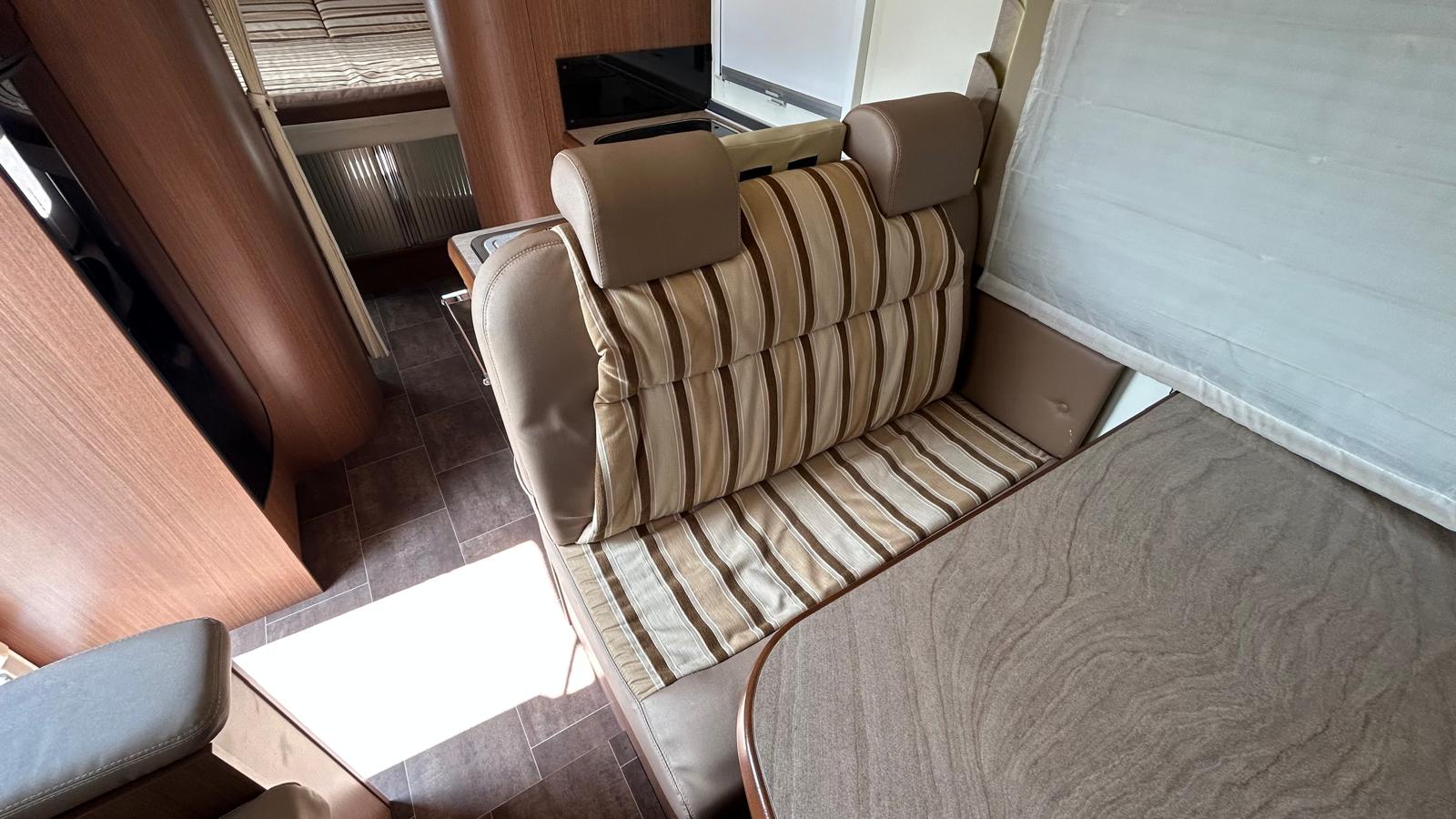 BURSTNER IXEO PLUS IT 724